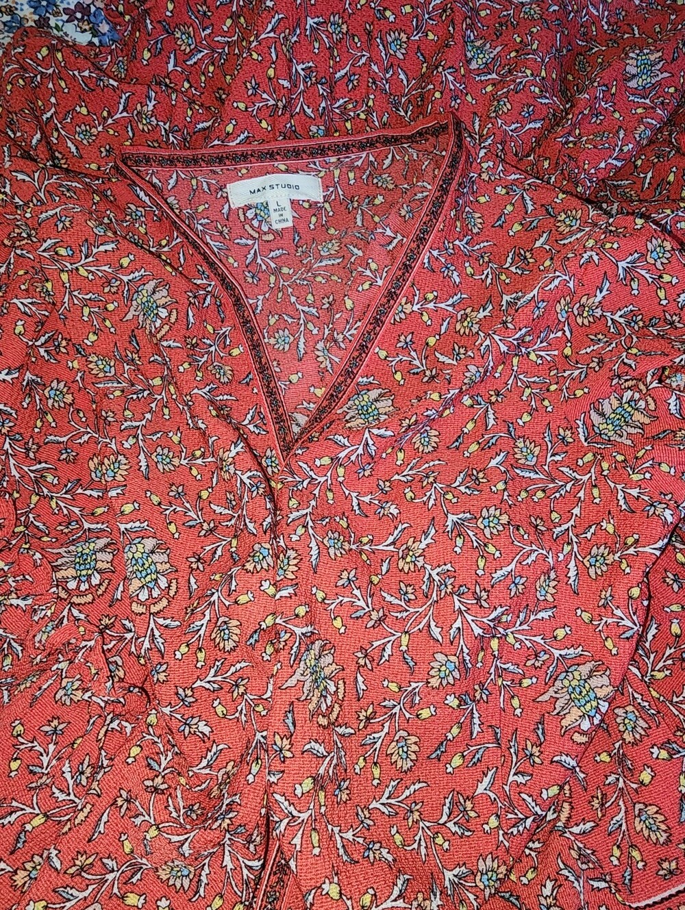 Max Studio Red Floral Print Casual Button-Down Shirt